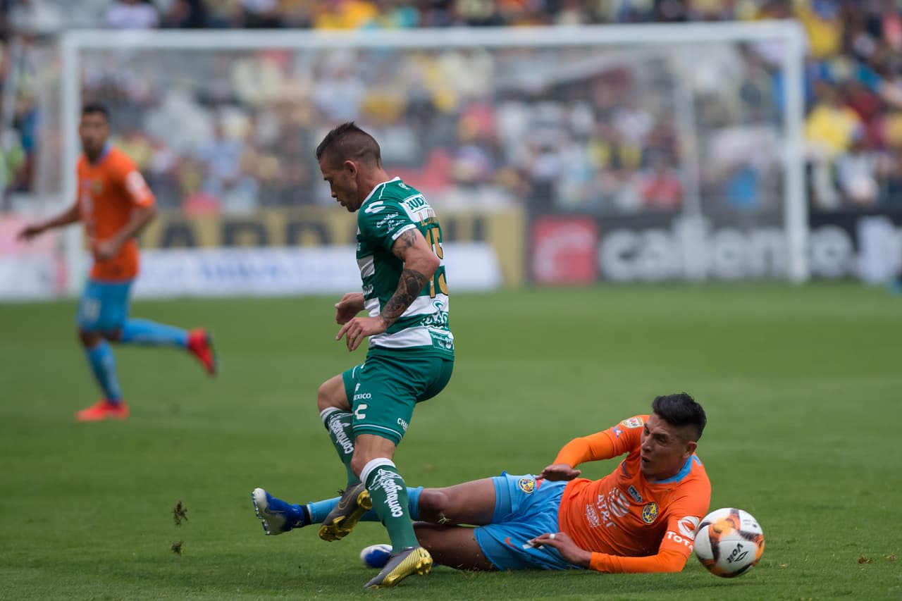 El partido en el estadio Azteca exigió lo mejor de las Águilas, que mostraron su ímpetu desde e comienzo.