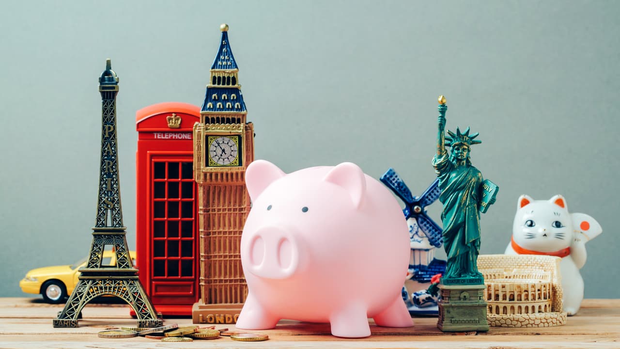 Este año nos sorprendió de forma no muy grata. Sin embargo, estos tips te lo van a arreglar: si quieres viajar en 2021, el momento de empezar a ahorrar es hoy y 
<a href="https://www.univision.com/shows/despierta-america/ahorra-desde-ya-tips-que-deberias-aplicar-si-estas-planeando-viajes-para-el-2021-video">aquí</a> te decimos cómo.