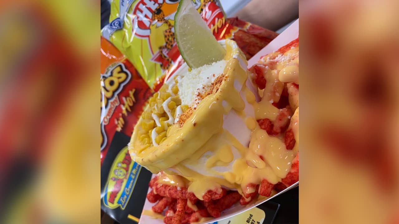 Magnolia's Ice Cream & More, ubicado en la cuadra 6421 de la calle Brady, tiene casi cinco estrellas de buenos reviews en Yelp. Cuentan con el "Elote Tuesday".