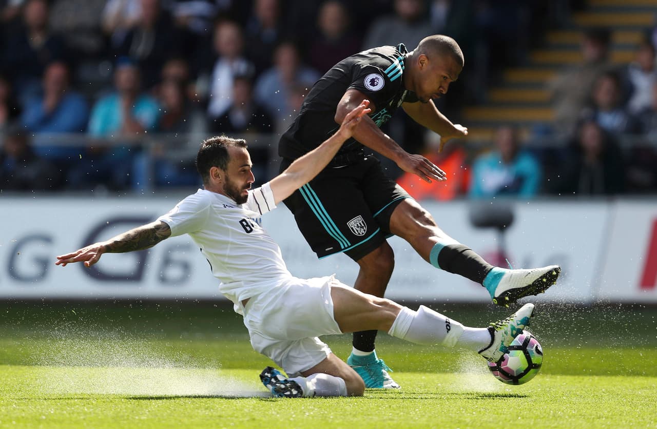 En las dos temporadas que lleva se ha caracterizado por su velocidad e inteligencia colectiva y aunque no tiene el despliegue mediático de Sánchez sí ha tenido regularidad.