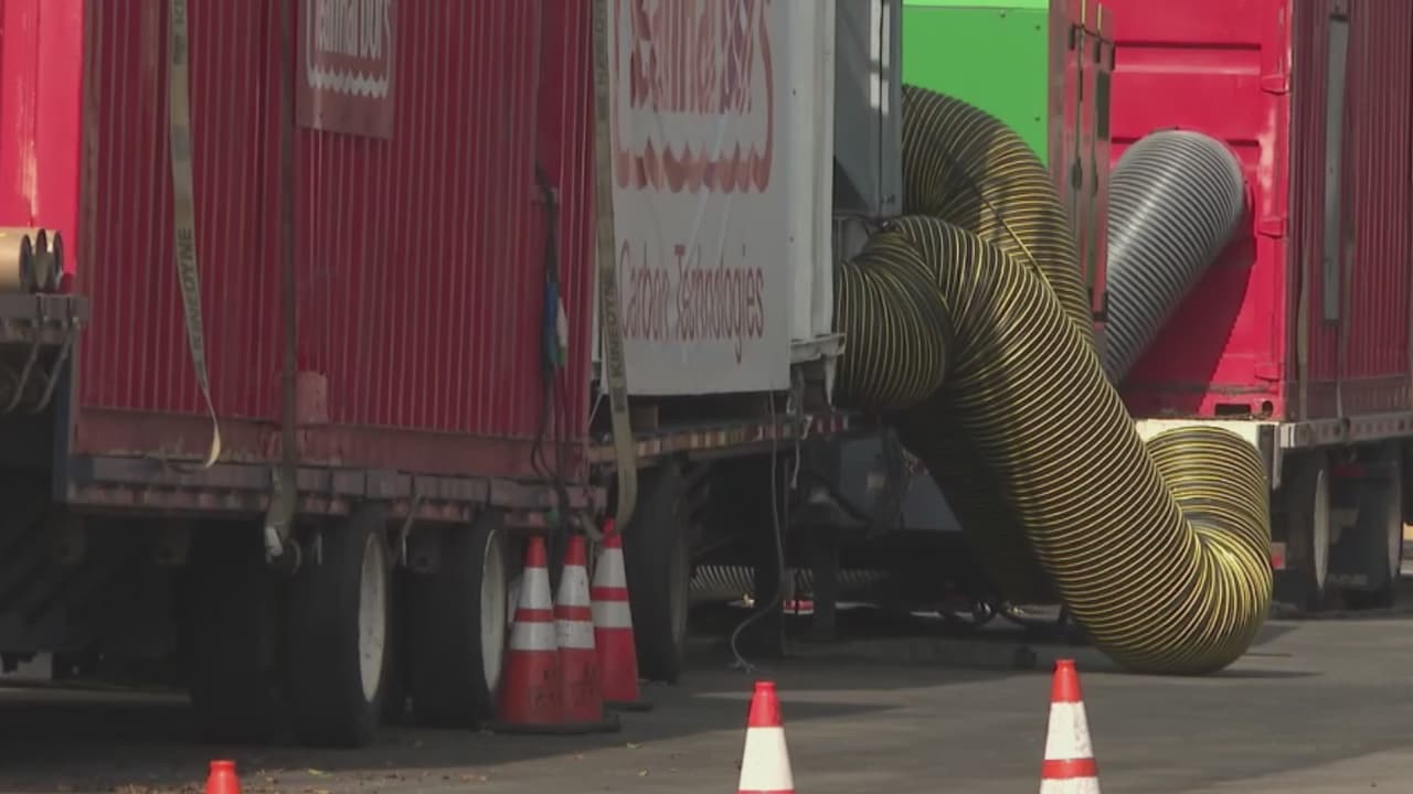 Lineage incumple plazo de limpieza para retirar 85 millones de libras de basura en almacén