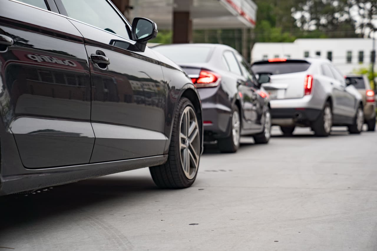 Una mujer es sentenciada a prisión por tramitar placas fraudulentas