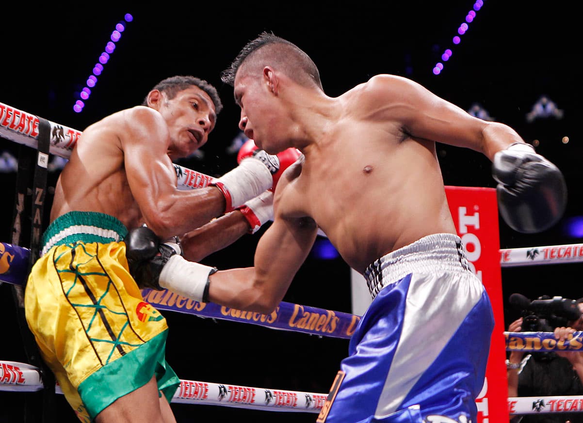Martín Tecuapletla noqueó a Ronald Ramos