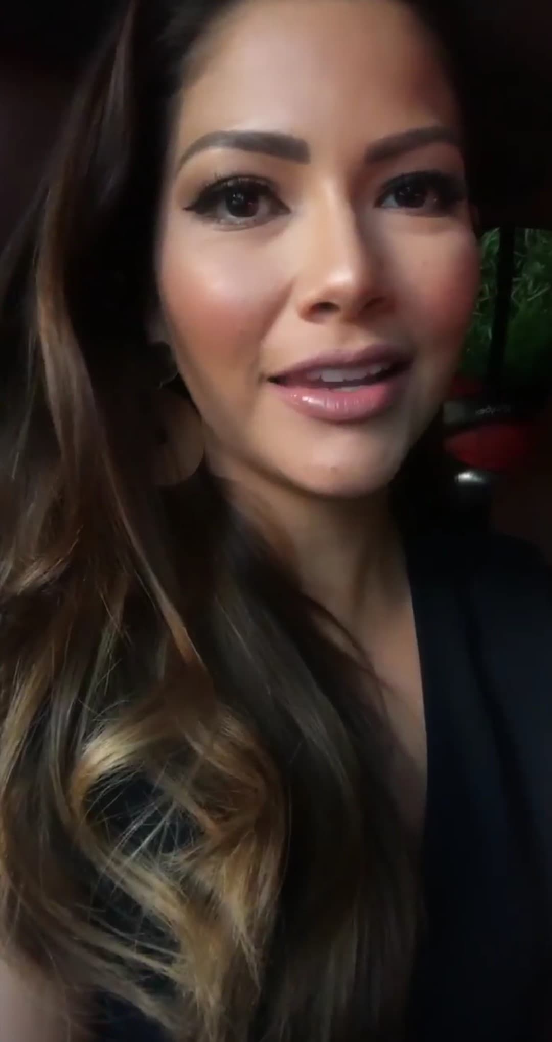 Confesó que siempre ha sido muy soñadora y que en su adolescencia anhelaba desfilar como modelo profesional de la reconocida firma internacional: “cada año veía el desfile y me visualizaba, me ponía a hacer ejercicios según yo, después de ver a as flaquencias que modelaban me hacía mascarillas caseras para que mi piel y mi cabello estuviera lindo para cuando llegara el momento”.
<br>