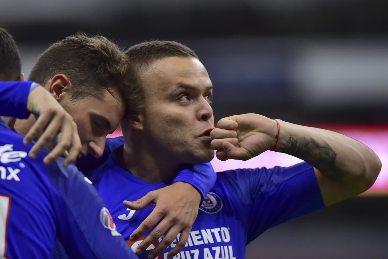 Jonathan Rodríguez marcó la diferencia para la Máquina y los celestes recuperan el liderato.