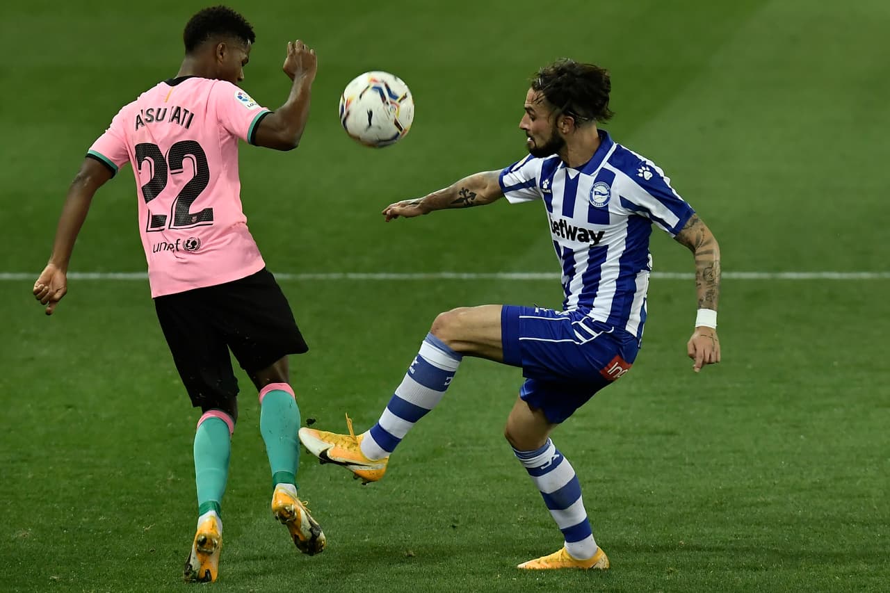 Piqué y Neto protagonizaron una gran pifia que terminó en gol de los locales; el francés marcó gol del empate en el Mendizorroza. Luis Rioja (31’) aprovechó un tremendo error de la zaga blaugrana para abrir el marcador. Griezmann (63’) emparejó los cartones.