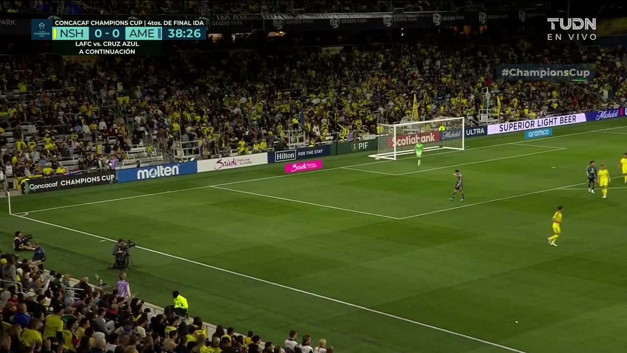 ¡TIRO ATAJADO! disparo por Isaías Violante.