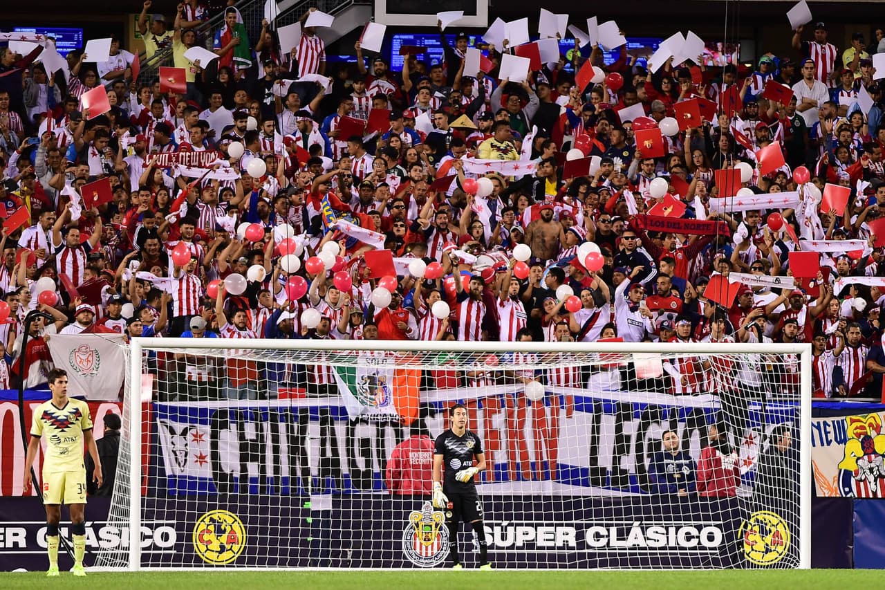 Empate sin goles entre Chivas y América en Estados Unidos.