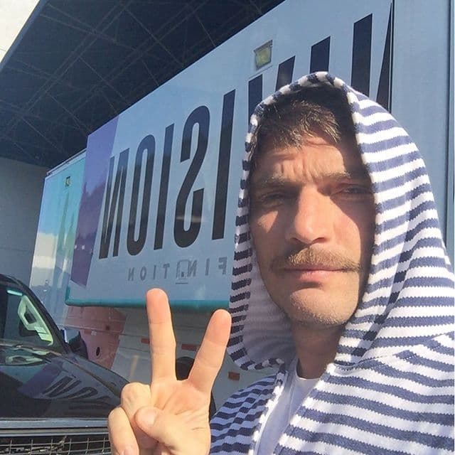 Fue hasta el 30 de octubre de 2018 que el juez, en su sentencia, consideró que Julián Gil podrá ver a Matías el primer domingo de cada mes fuera del centro de convivencia.