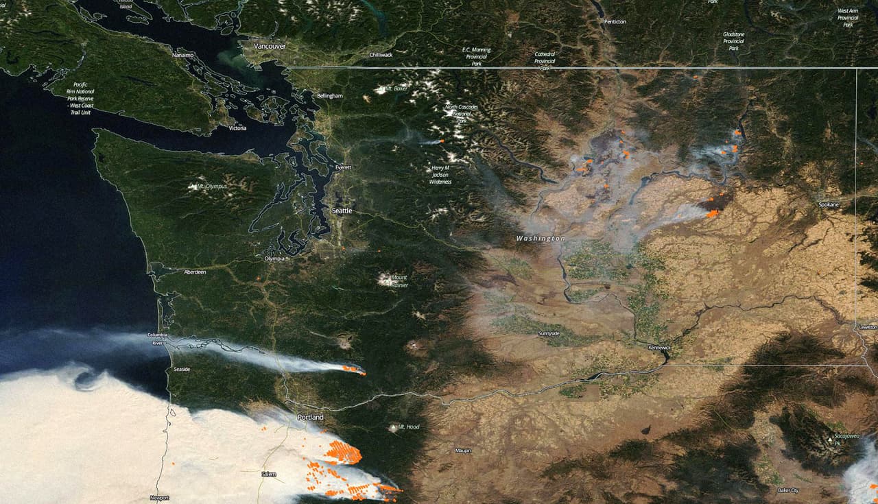 Un poco más al norte, los servicios de emergencia del estado de Washington también luchan por contener los incendios. Hay fuegos que se extienden a gran velocidad cerca de la frontera con Portland y también al este, donde la ciudad de Malden quedó devastada.