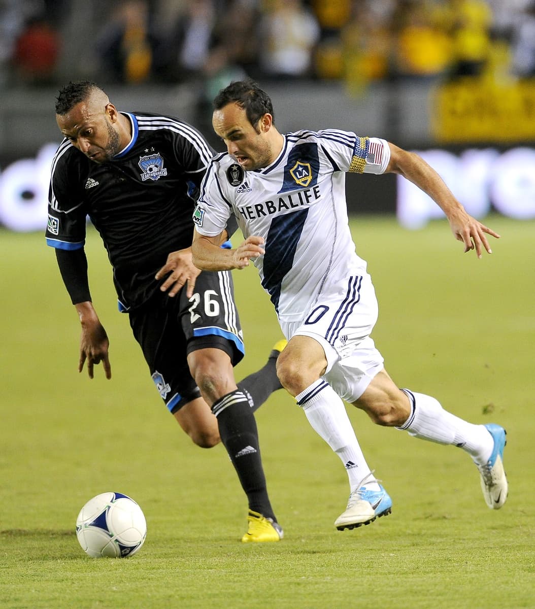 Landon Donovan - LA Galaxy. El 10 mudó su talento a Los Ángeles en 2005, en una controversial salida sobre la que podrán leer más en FutbolMLS.com durante esta semana.
