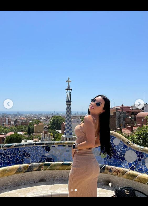 Cuatro días antes de su fatal accidente, colgó esta imagen en donde aparece en el emblemático Park Güell de Barcelona.
<br>