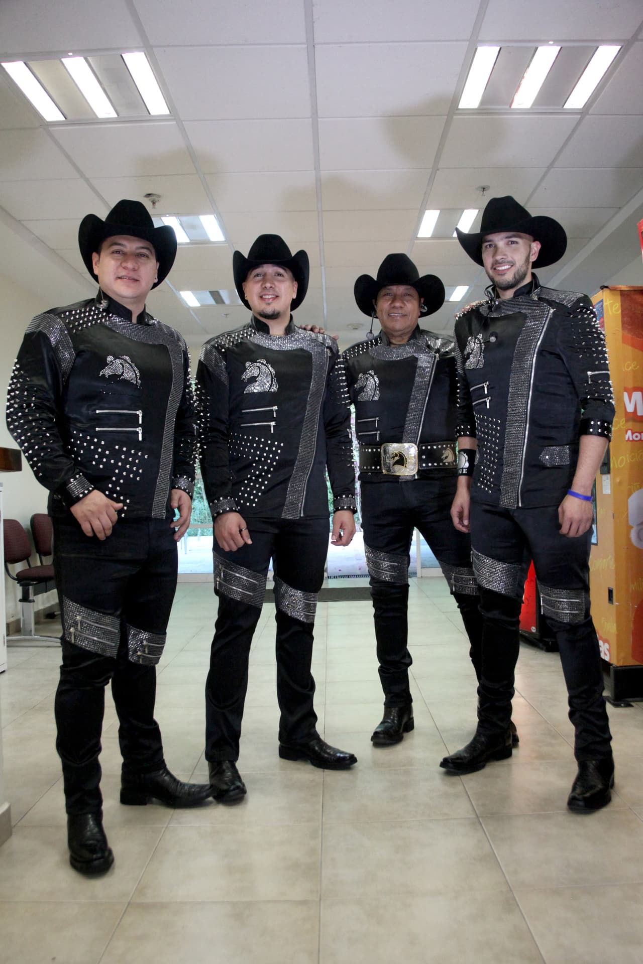 El distanciamiento entre los fundadores lleva ya un par de meses; de hecho fue esta la razón por la que Ramiro Delgado no llegó al foro de Pequeños Gigantes durante el tercer episodio, cuando participaron como invitados.