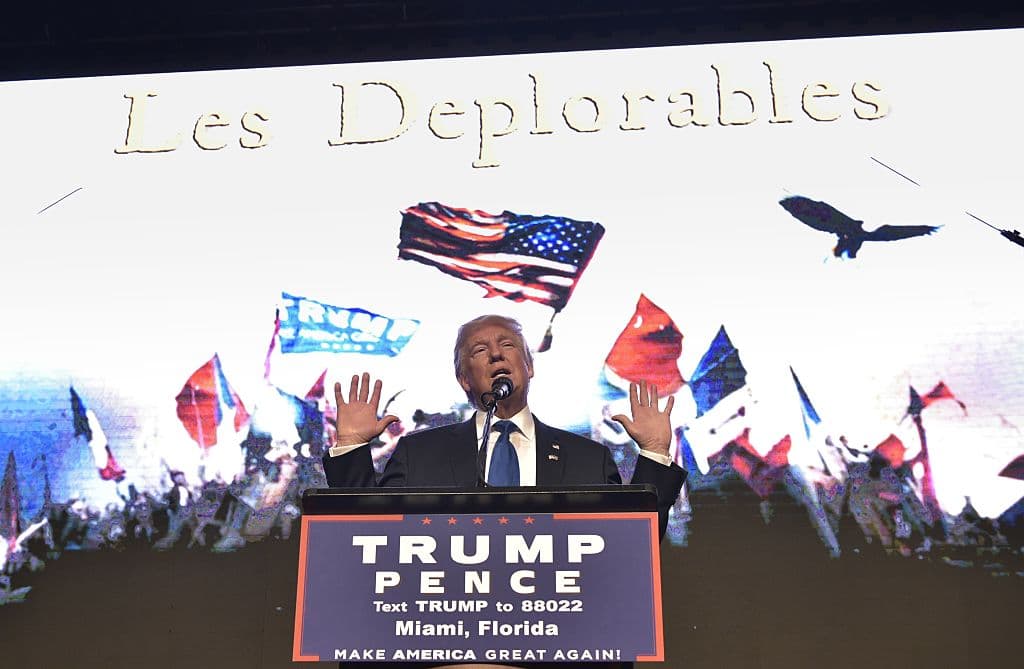 Trump sugiere que los guardaespaldas de Clinton deberían desarmarse