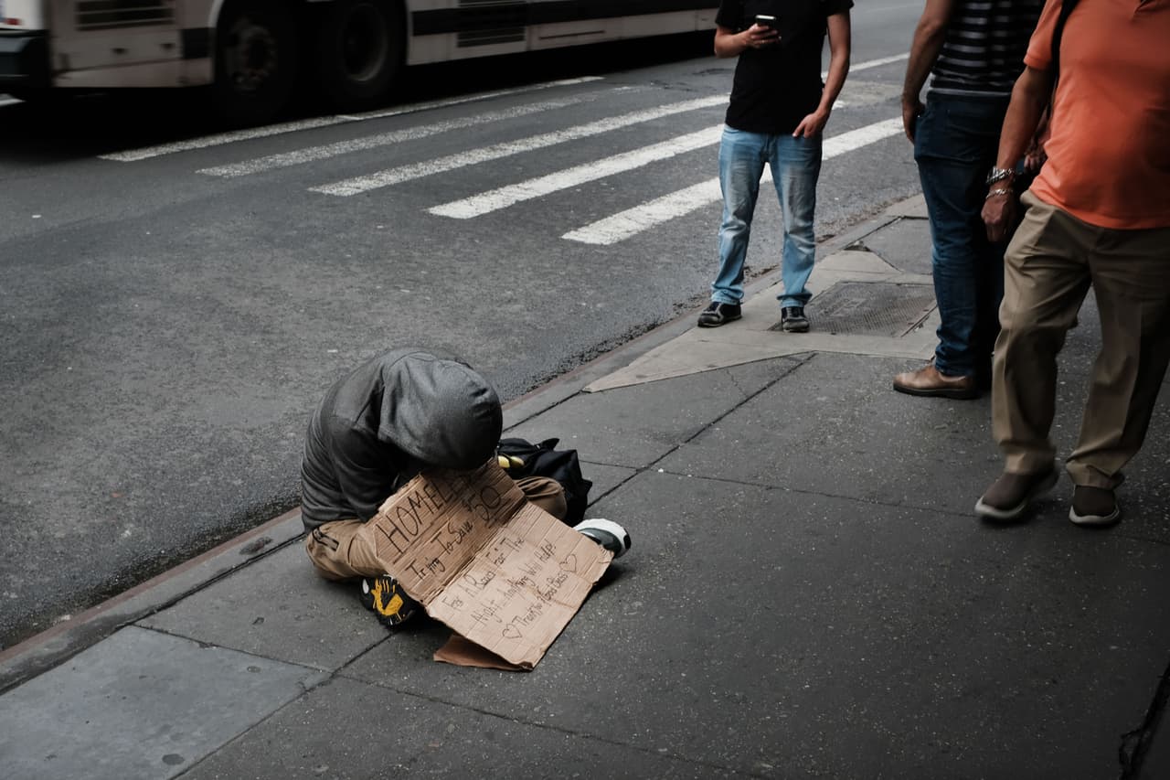 Anuncian nuevo plan para detener crisis de desamparados en Nueva York