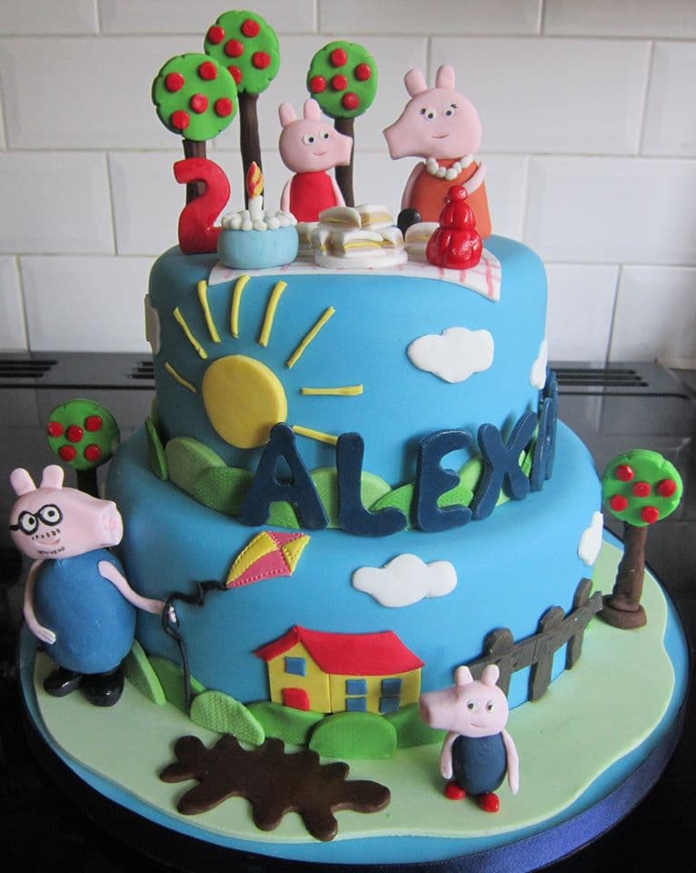 Checa algunos de sus pasteles más increíbles que van desde Mickey Mouse hasta películas como 'El Rey León', 'Los minions', 'Enredados', 'The Avengers' y muchos más.