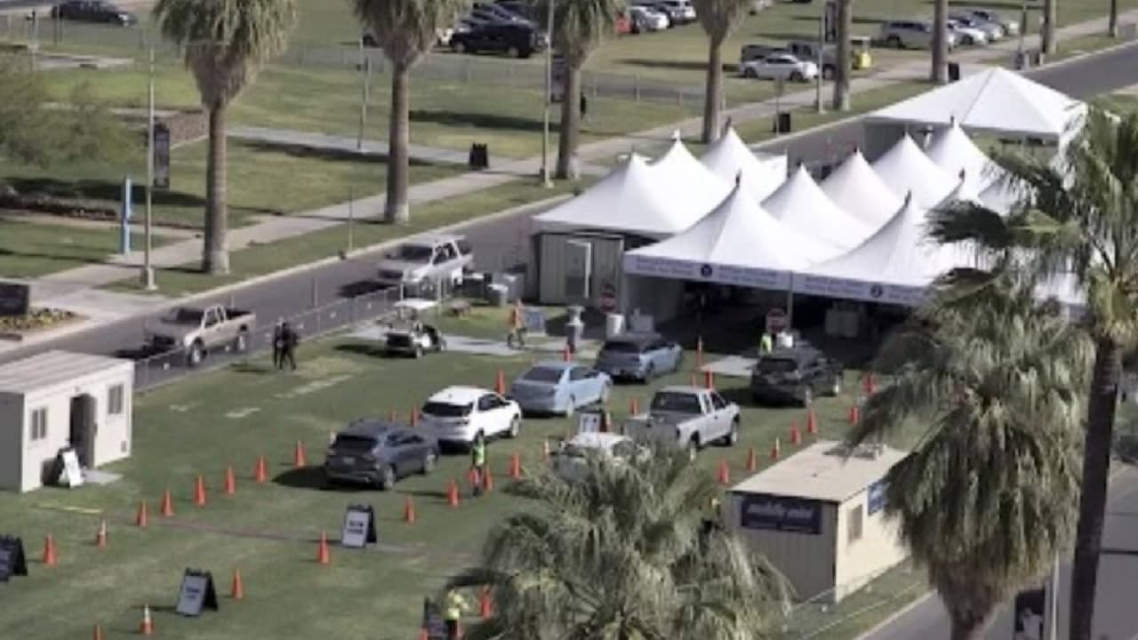 Arizona: se agotan en menos de 30 minutos las citas para la vacuna contra el covid-19 en sitios del estado 