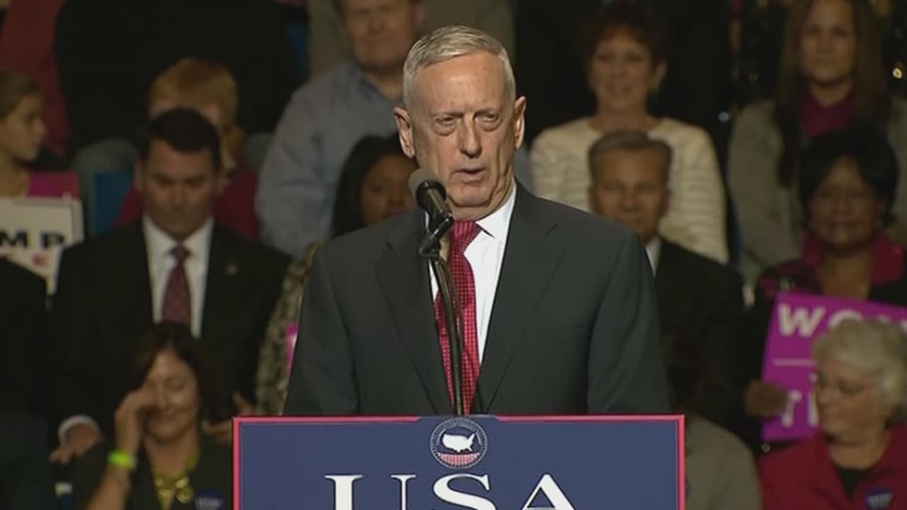 Trump presenta formalmente al 'Perro Rabioso' Mattis y promete unas Fuerzas Armadas menos intervencionistas