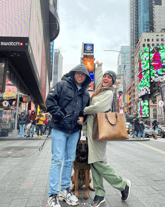 Clarissa Molina les ha tomado un cariño especial y sabe lo importante que son para su futuro marido. 
<br>