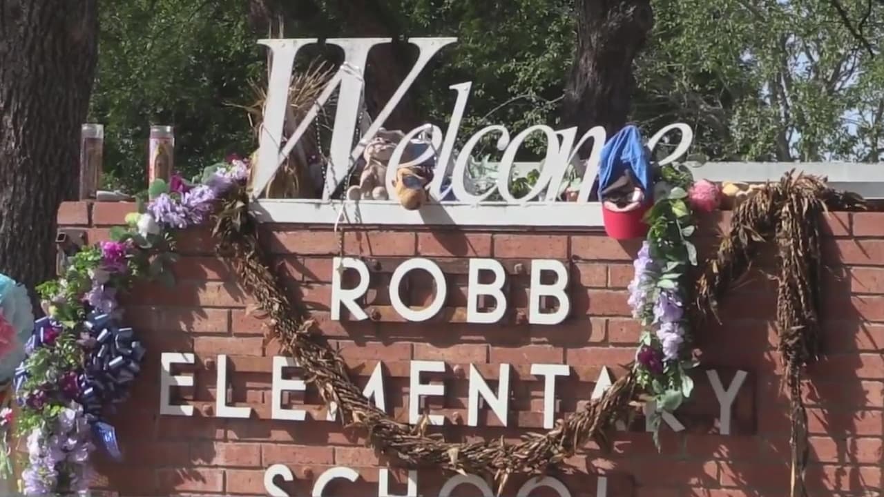 Junta del Distrito Escolar de Uvalde podría discutir a puerta cerrada el despido de Pete Arredondo