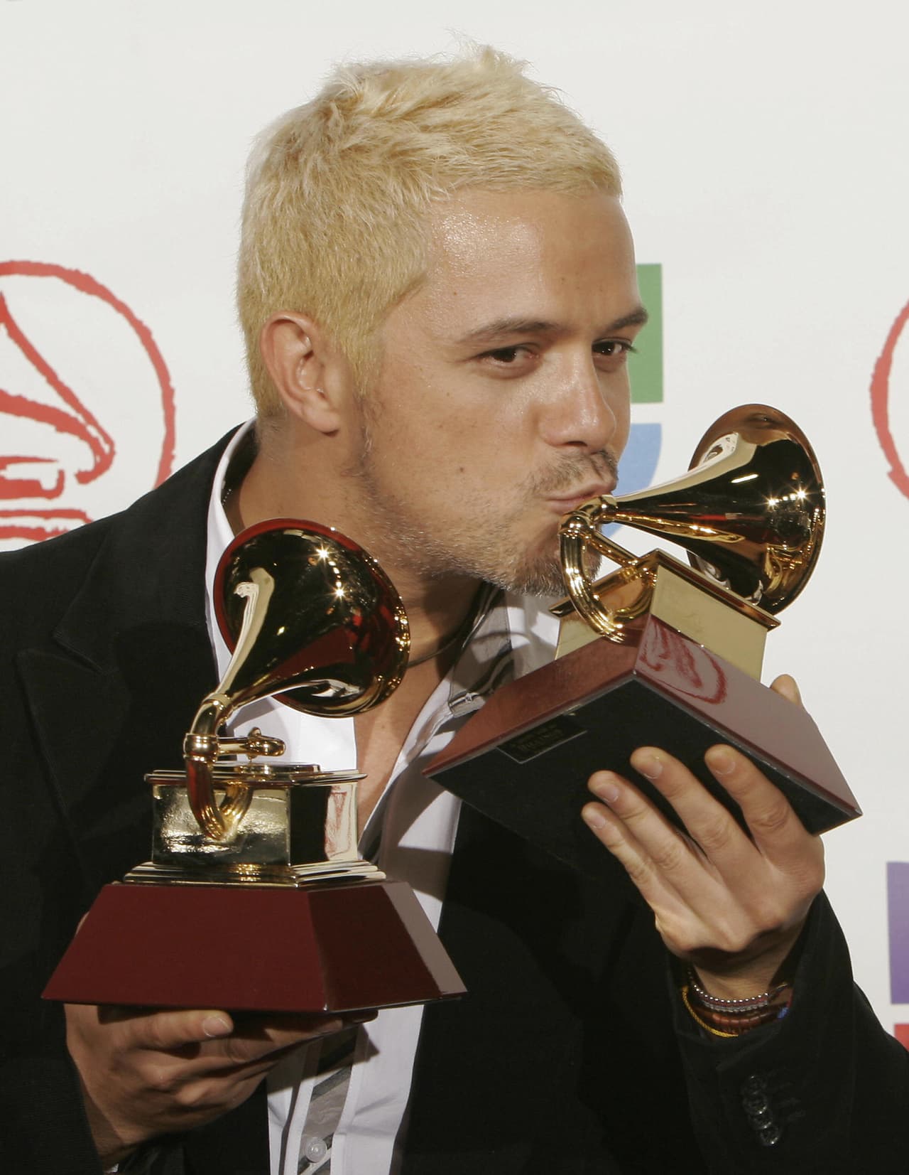 Alejandro Sanz
<br>Año: 2005