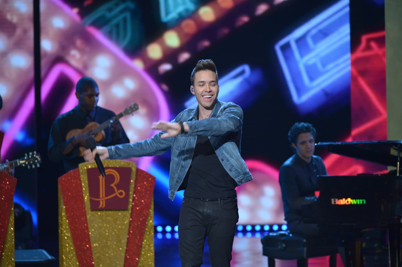 A pesar de que sólo ganó un premio, lo que más se llevó el cantante fue el cariño y entrega total del público que ya lo reconocía como todo un cantante exitoso.