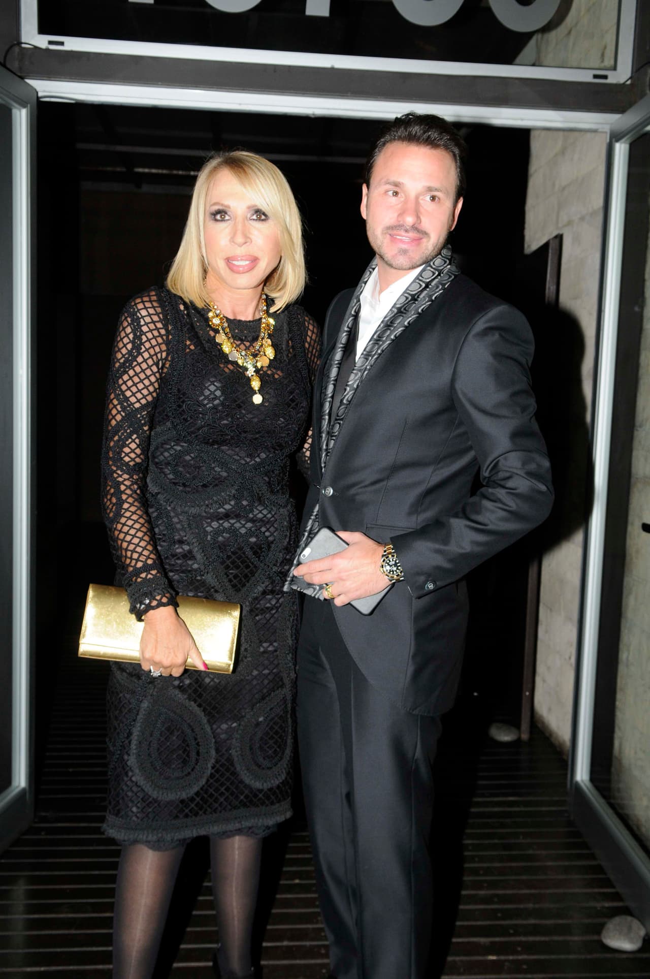 En 1994 siguió con el programa de corte feminista "Las mujeres tienen la palabra", que al poco tiempo se convertiría en un programa político con una abierta oposición y ataque hacia el régimen del entonces presidente de Perú, Alberto Fujimori.