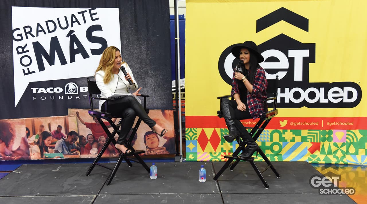 Becky observó la energía, el baile y las ganas que tienen estos jóvenes por superarse.