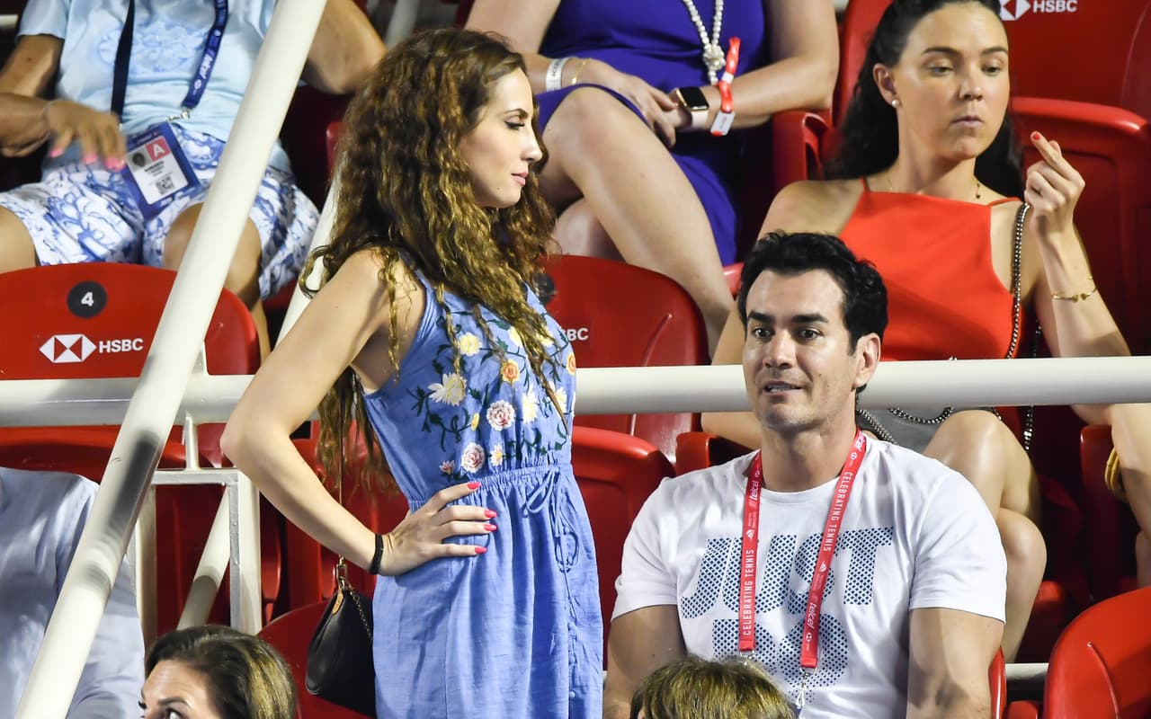 Lina Radwan no suele hablar de su noviazgo con Zepeda en redes sociales y así el explicó el por qué de esta decisión: “Es salud mental a 'full'. Menos chismes, más salud mental y mucha más felicidad en mi vida”.