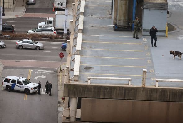 ESCAPE DE PELÍCULA. Según la policía, la pareja de reos logró su cometido al amarrar ropa de cama a una altura de 15 pisos. Ver toda la información