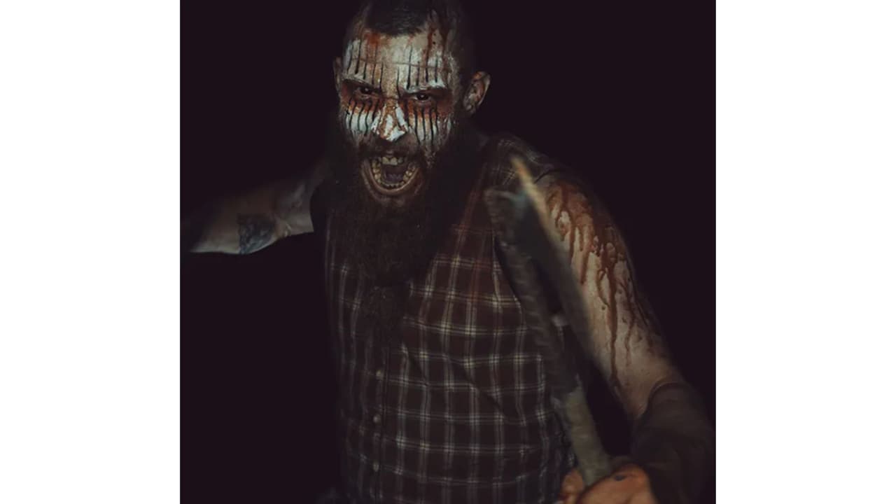 <b>Hatch & Kraven's Slaughterplex</b>
<br>
<b>Denison, Texas</b>
<br>Esta casa de espantos no es para cualquiera, pues promete gritos muy desgarradores a sus visitantes. Se ubica en Deniso, Texas en los límites con Oklahoma.