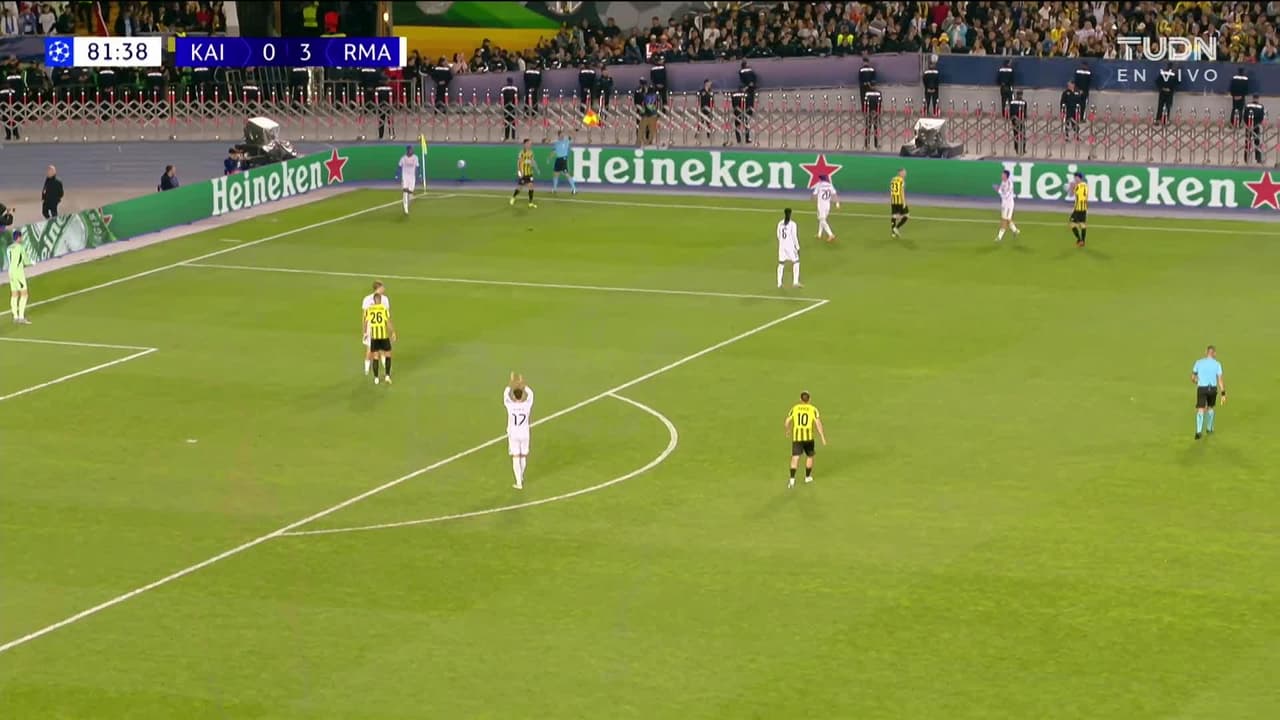 ¡GOL!  anota para Real Madrid. Eduardo Camavinga