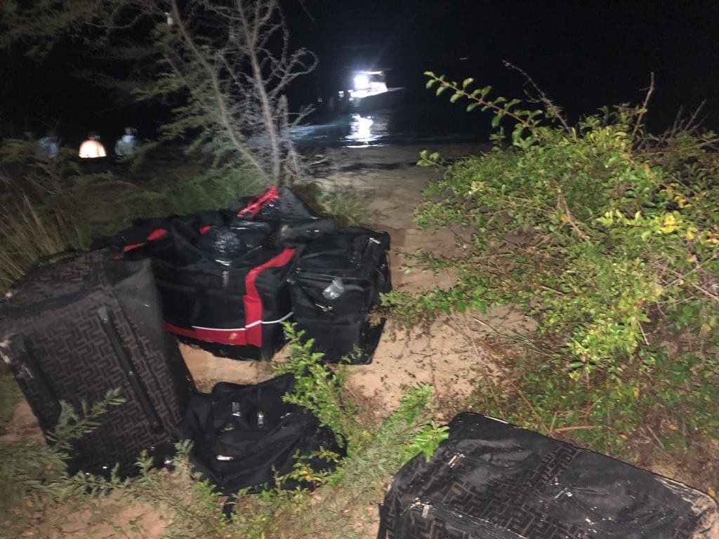 Incautan 222 kilos de cocaína valorados en $5.8 millones cerca de Vieques