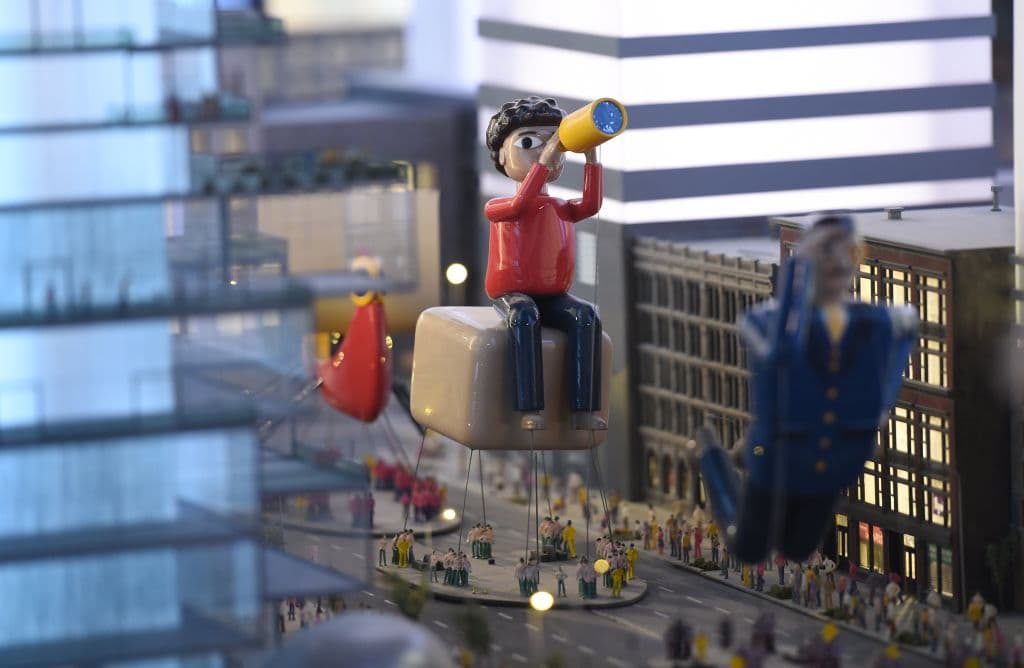 Un modelo de la parada de Macy's es parte del mundo en miniatura que presenta esta muestra que supuso una inversión de 40 millones de dólares.