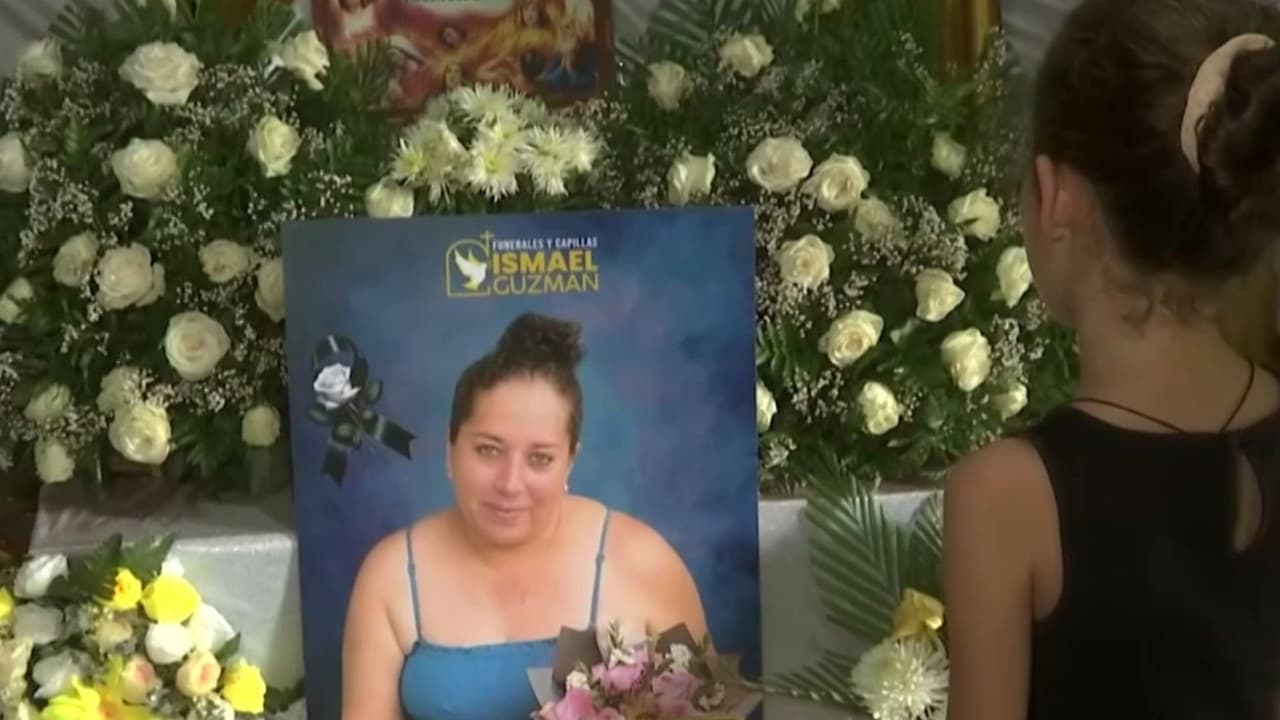 Un hombre asesina a su expareja en El Salvador y deja huérfanos a cuatro hijos; él murió al huir del lugar