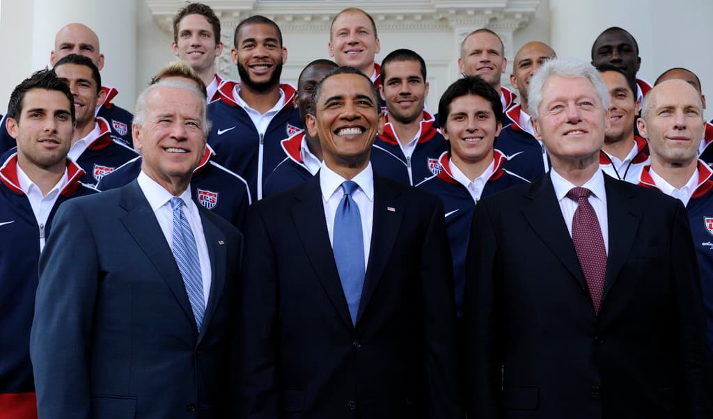 Y este no solo un evento significativo por su magnitud, sino que también tendrá un tinte histórico. Ya que se espera que asistan y 
<b>ofrezcan discursos dos expresidentes de los Estados Unidos: Bill Clinton y Barack Obama. Además del actual presidente, Joe Biden</b>.