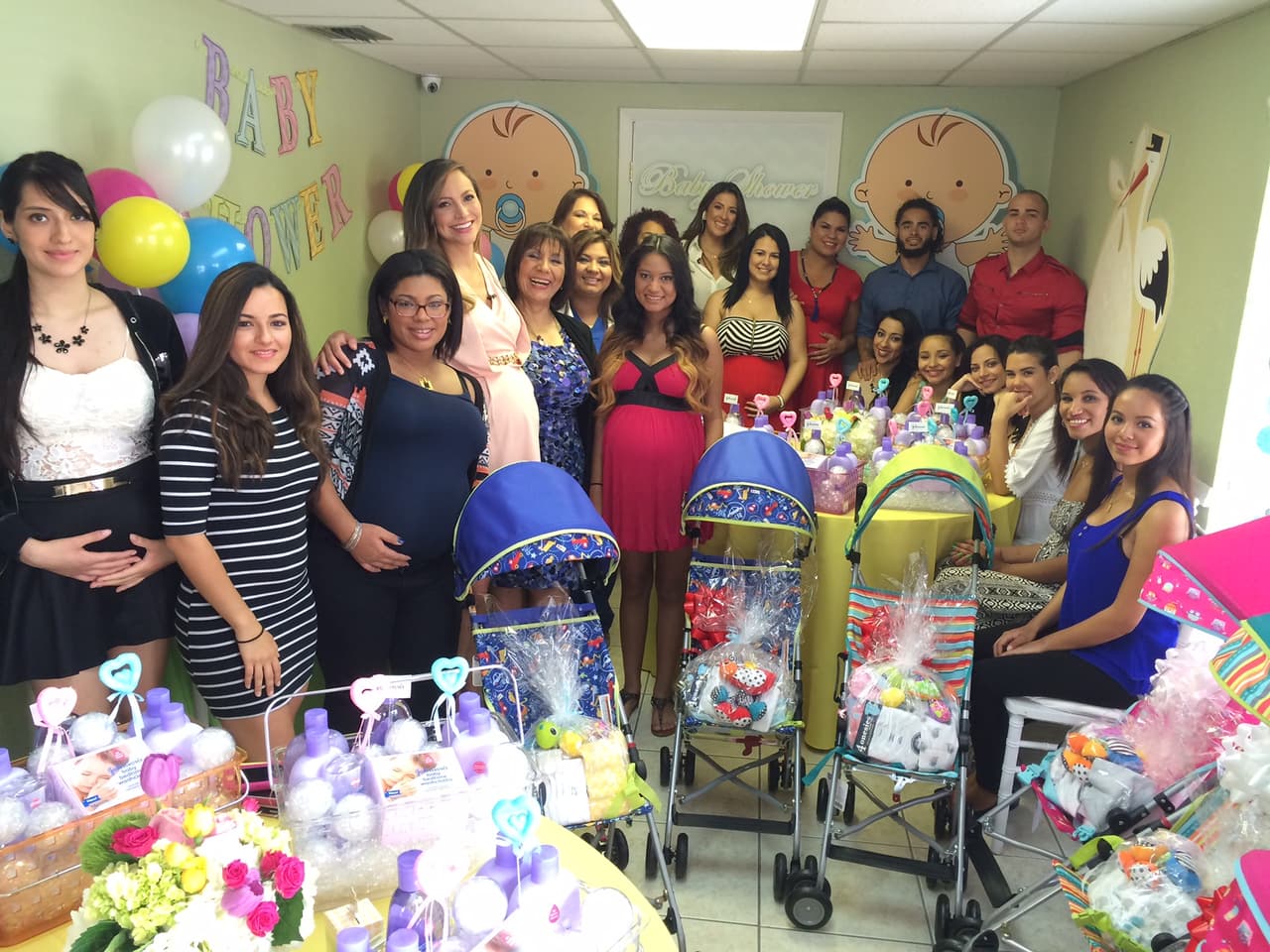 Además de bellos obsequios, estas mamitas se llevaron algunos consejitos de Satcha, quien tiene más experiencia en este segundo embarazo.