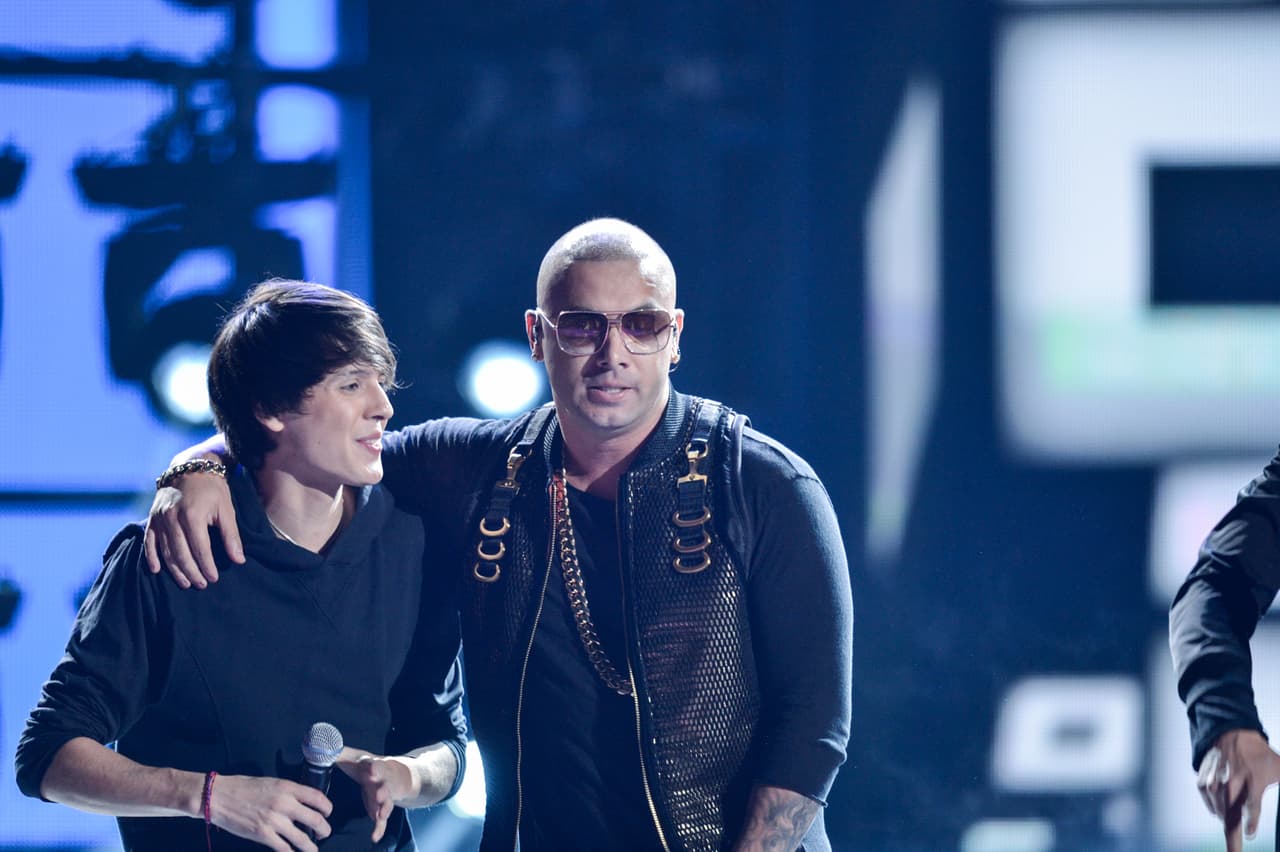 La música hizo que los fanáticos se volvieran locos con este ritmo.