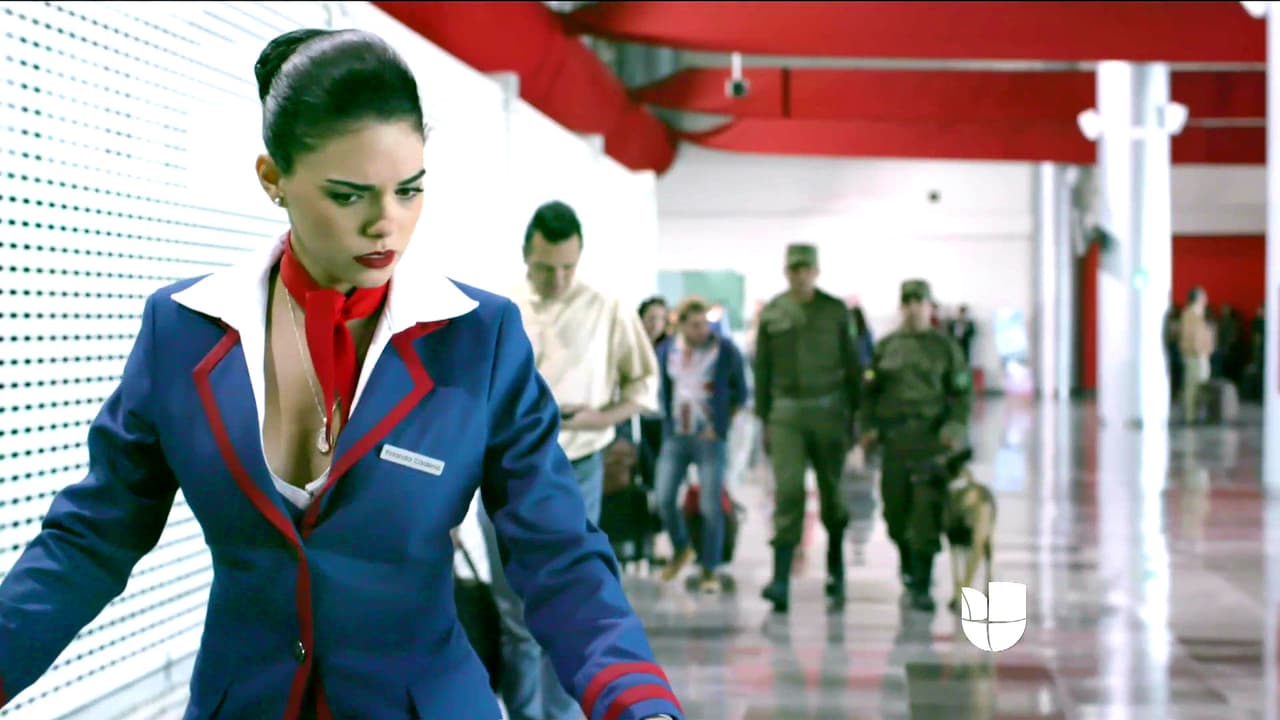 Yolanda comenzó a sospechar del encargo, pues la policía comenzó a seguirla.