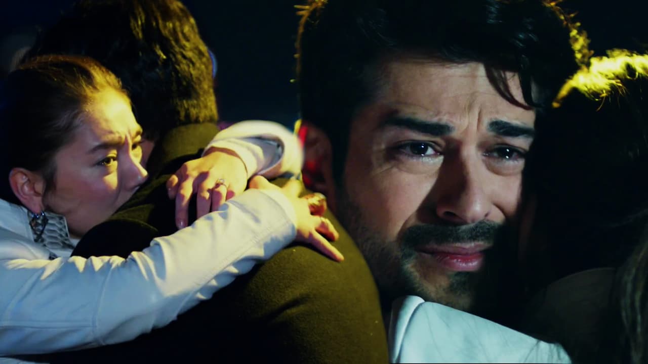 Sin embargo, dejaron todo atrás y no permitieron que la maldad sobrepasara su amor y decidieron continuar su lucha.