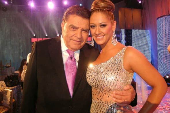 Junto a Don Francisco te presentamos la historia de la modelo que muestra su cuerpo y todos sus órganos en el segmento de salud en Sábado Gigante, Daniela Cenzano.