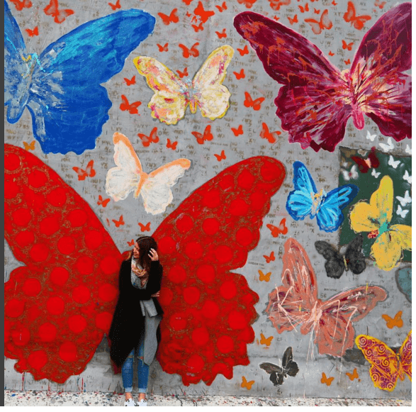 La intérprete es una seguidora de la moda urbana y los atuendos relajados, pero con mucha personalidad.