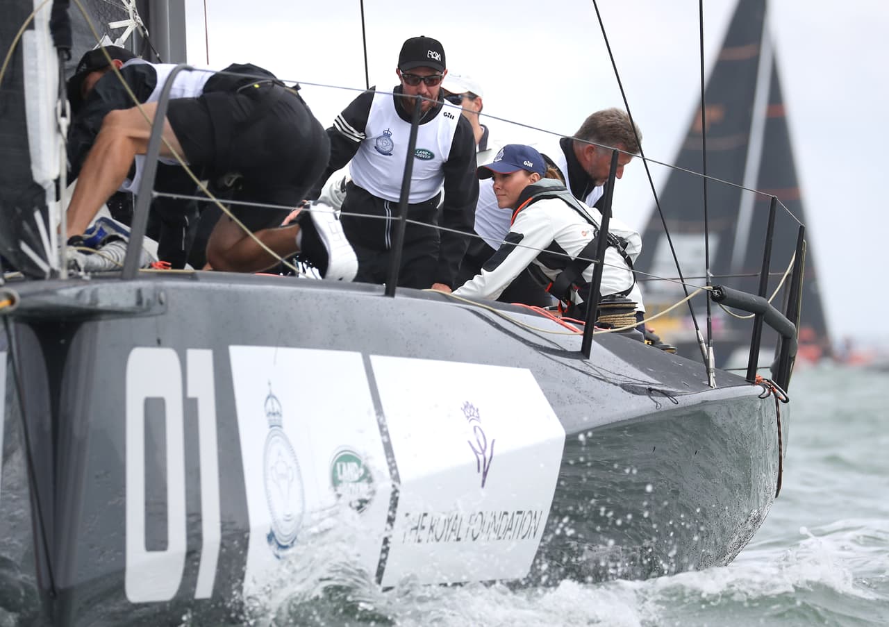 Se trató de una competencia en apoyo a varias 
<b><a href="https://www.univision.com/famosos/meghan-y-harry-se-separan-de-kate-y-william-el-fin-de-los-4-fabulosos-de-la-realeza-por-ahora-fotos" target="_blank">causas benéficas</a></b> en las que tanto Kate como William están involucrados.