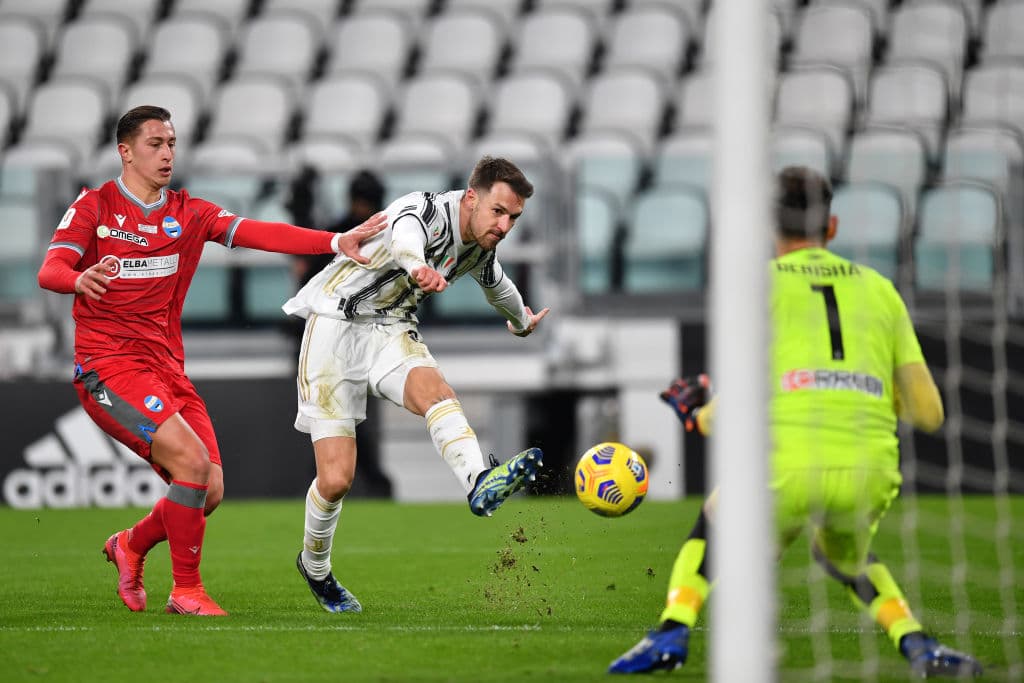Juventus golea al SPAL 3-0 y consigue su pase a semifinales de la Copa de Italia. Los tres tantos fueron por parte de Alvaro Morata de penal, Gianluca Frabotta y Dejan Kulusevski.