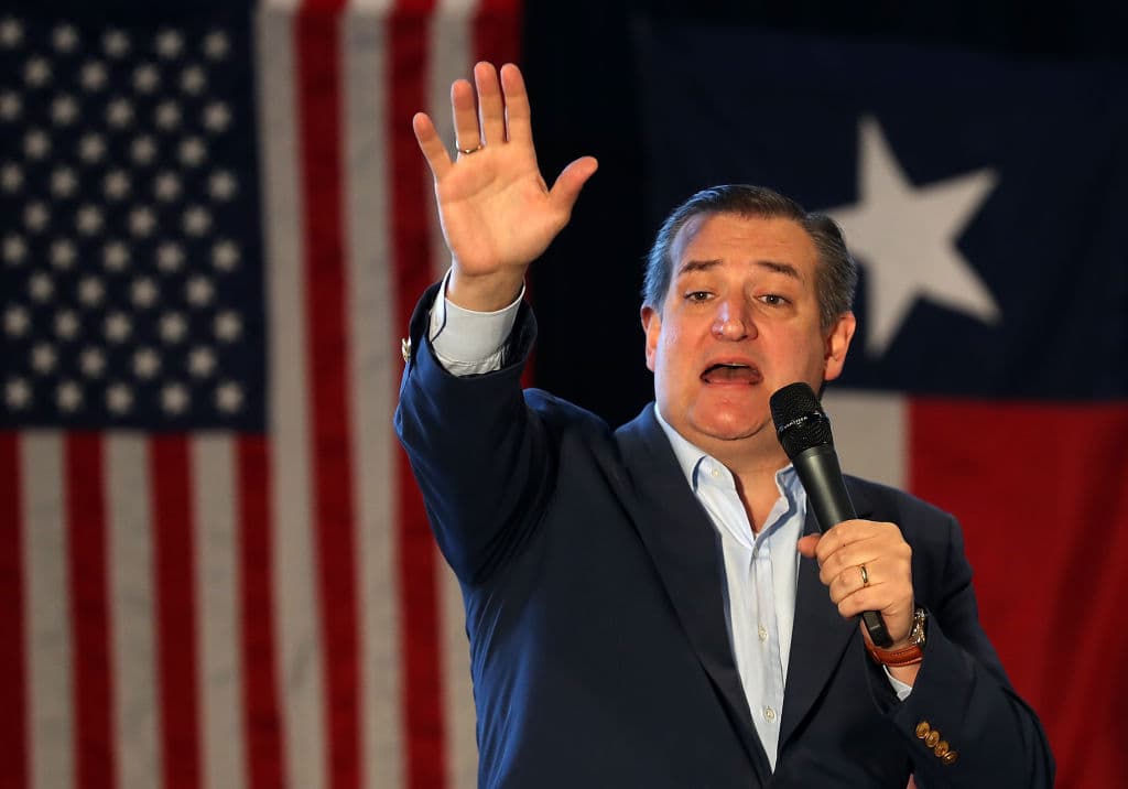 Ted Cruz se ofrece para defender a Trump ante la Corte Suprema