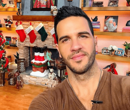 Para nuestro chef Yisus, esta es la primera navidad "en esta casita tan hermosa que se llama Despierta América".