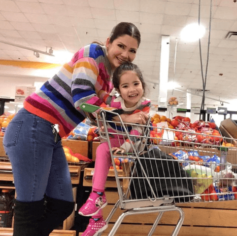 Ana Patricia tiene una pequeña compañía en casa que no se le despega para nada.