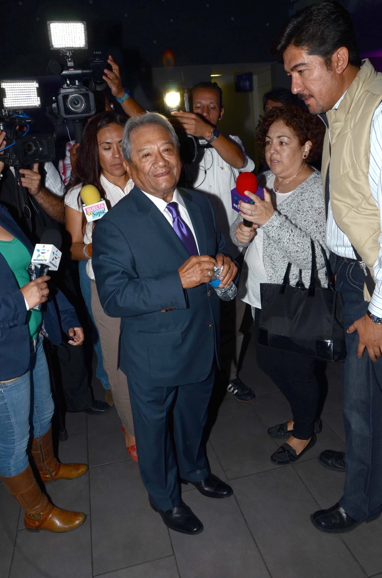 De hecho, el autor de temas como ‘Somos novios’, dijo que todavía tiene diversas presentaciones en el futuro.