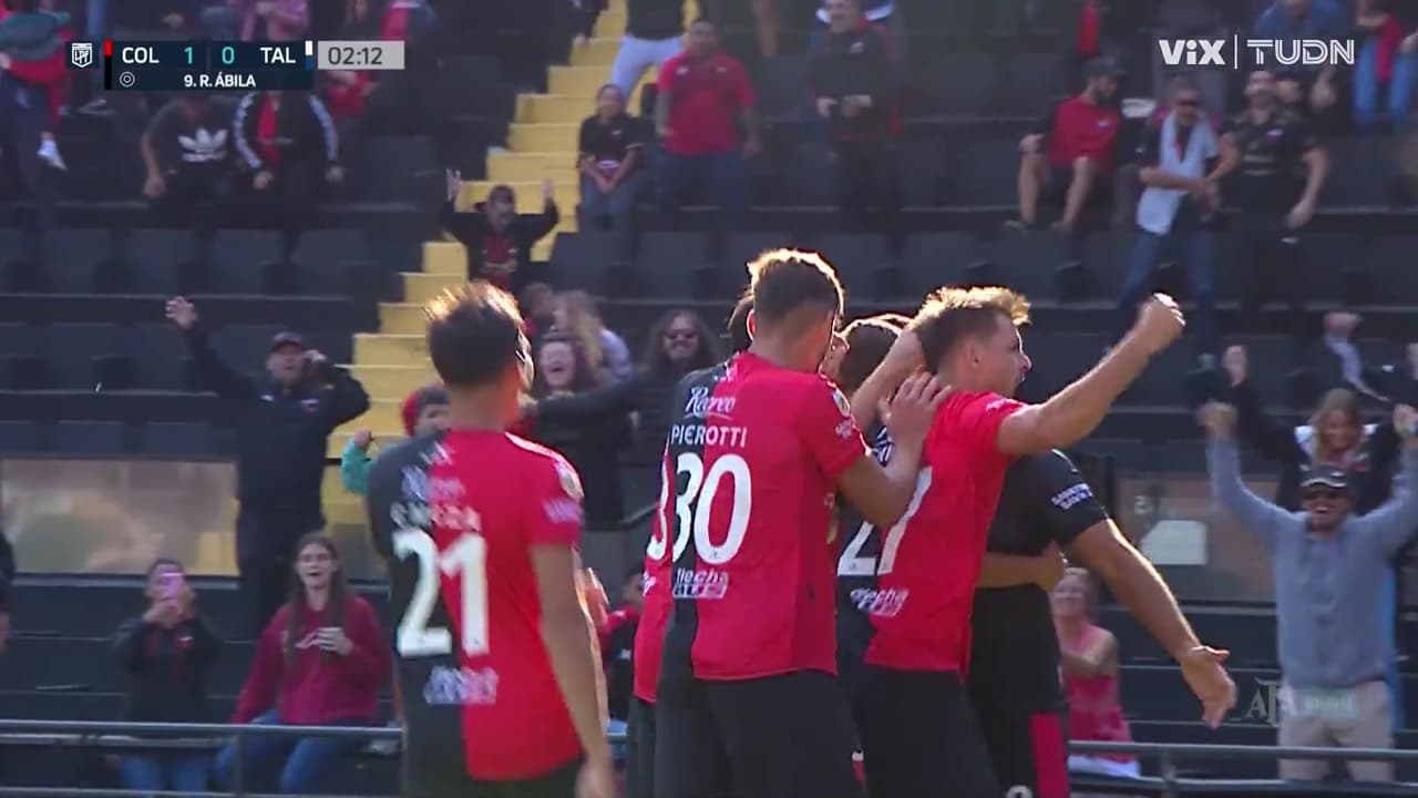 ¡Instinto goleador! Ábila define de media vuelta para el 1-0 de Colón