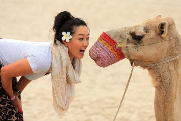 Michelle Wei, de Estados Unidos, en la playa del Jebel Ali Golf Resort and Spa, al comenzar el Omega Dubai Ladies Masters en diciembre de 2012.